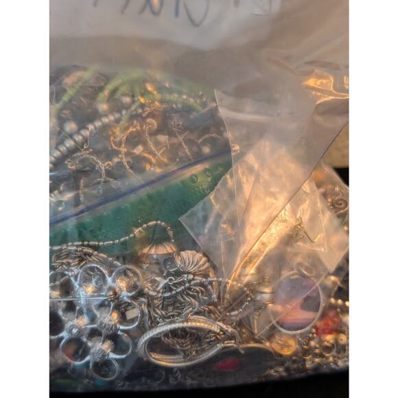 Jewelry Lot Avis Repurpose Bag 4 Plus Lbs Beads/Craft/Repurpose Pieces - Picture 3 of 12